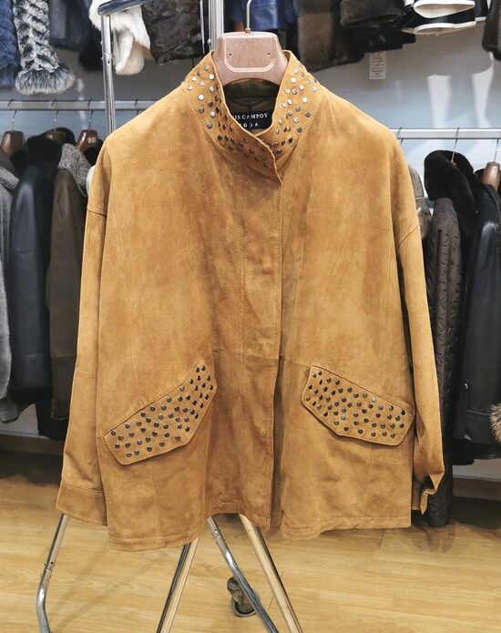 Chaqueta Ante Tachuelas