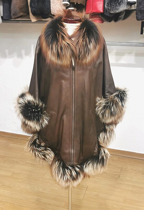 Poncho Nappa/Fox Reversible